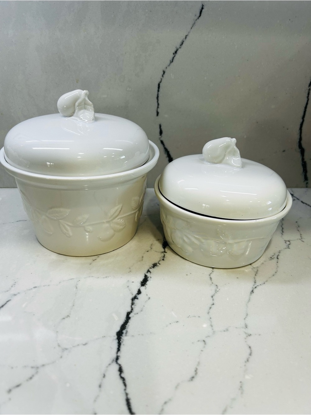 Set of two 1991 Bandwagon White Ceramic Jar with pear Lid Embossed Floral Taiwan